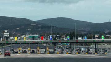 Καθαρά Δευτέρα: Μέτρα της Τροχαίας ενόψει τριημέρου - Σχέδιο δράσης για ασφαλείς μετακινήσεις και μείωση τροχαίων
