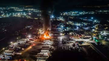 Τι κρύβεται πίσω από την εμπρηστική επίθεση σε βενζινάδικο στον Ασπρόπυργο τα ξημερώματα
