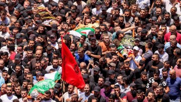 Δυτική Όχθη: Γεμάτοι οι δρόμοι της πόλης Τζενίν μετά τους 12 θανάτους - Έκρυθμο σκηνικό με ουρλιαχτά και προσευχές