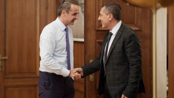Μητσοτάκης: Συναντήθηκε με τον Κουρέτα - «Συνεργασία για την ανασυγκρότηση της Θεσσαλίας»