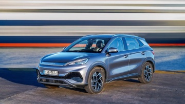 Ποιος είπε οτι τα ηλεκτρικά στην Ελλάδα είναι και ακριβά; (video)