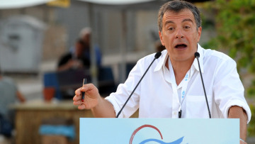 Θεοδωράκης : Ηρθαμε να ανασυγκροτήσουμε την χώρα και όχι την κεντροαριστερά