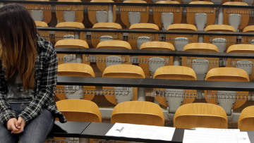 Πώς μπορούν να μη διαγραφούν οι «αιώνιοι» φοιτητές 