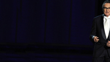 Robin Williams: «Ο πλανήτης πρέπει να υποκλίνεται στην Ελληνική Ιστορία!»