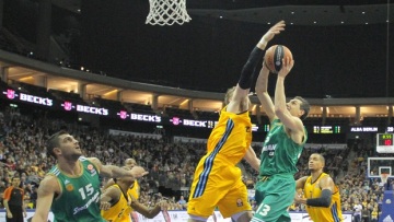 Έμπλεξε ο Παναθηναϊκος  μετά την ήττα από την Άλμπα (66-68) 