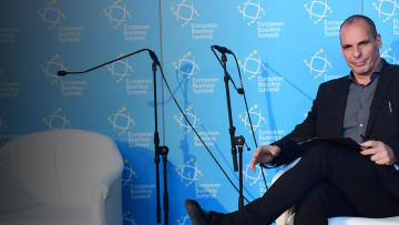 Wall Street Journal: Οι 36 σελίδες του Βαρουφάκη μπέρδεψαν τους αξιωματούχους