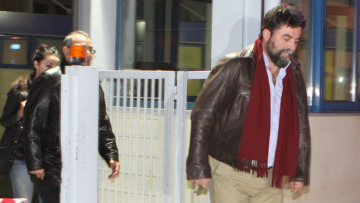 Βασίλης Οικονόμου: Πονάω, αλλά δεν κλείνομαι σπίτι, θα είμαι στη Βουλή