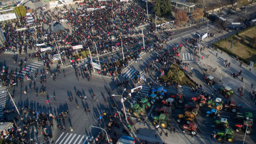 Με «black out» στις Εθνικές Οδούς απειλούν οι αγρότες