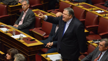 Βενιζέλος σε Καμμένο: Αλήτη, αλητάμπουρα, θα ζητήσεις στα 4 συγγνώμη!