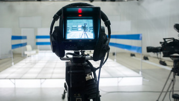 Ο Ερντογάν κλείνει 46 εφημερίδες και 16 τηλεοπτικούς σταθμούς 