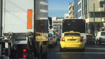 Παρασκευή ταλαιπωρίας στους δρόμους: Απεργία σήμερα σε μετρό, τραμ, ηλεκτρικό