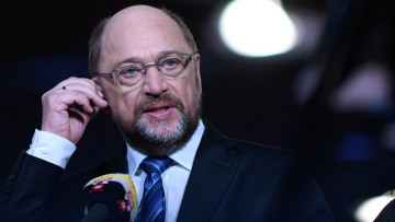 Γερμανία: «Ναι» στον κυβερνητικό συνασπισμό με την Μέρκελ είπε το κόμμα του Σουλτς