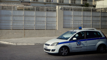 Με το νόμο Παρασκευόπουλου κάθε μήνα βγαίνουν από τη φυλακή 340 κρατούμενοι!