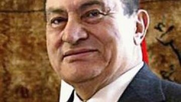 Ο πρόεδρος Μουμπάρακ ανακοίνωσε την διάλυση της κυβέρνησής του 