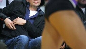 Τι κοιτάει ο Leonardo DiCaprio;