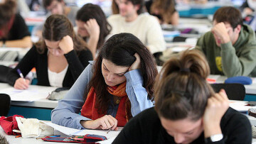 Απολυτήριο και χωρίς Πανελλαδικές εξετάσεις