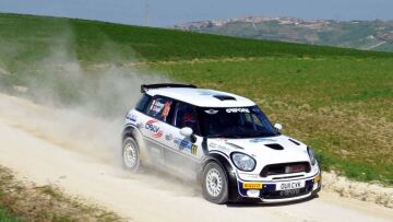 Mini Countryman: Η πρώτη του νίκη σε Ράλι! (video)