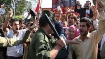 Συνελήφθη συγγραφέας της αντιπολίτευσης και φοιτητές στη Συρία