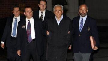 Ο «βασιλιάς» του... ΔΝΤ είναι γυμνός