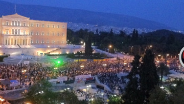 Στο Σύνταγμα για 9η ημέρα οι Αγανακτισμένοι