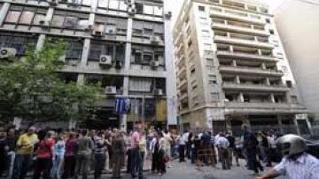 Συνεχίζουν την κατάληψη του ΙΚΑ τα άτομα με αναπηρία