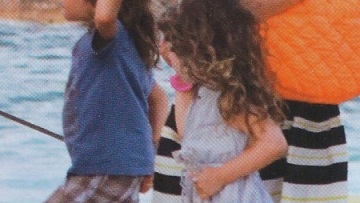 Δέσποινα Βανδή: Διακοπές στην Πάρο με τα δυο της παιδάκια