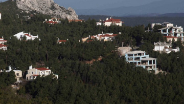 Εκτός ρύθμισης 200.000 αυθαίρετα 