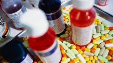 Απόθεμα σε τρόφιμα και φάρμακα έκρυβε ο Καντάφι