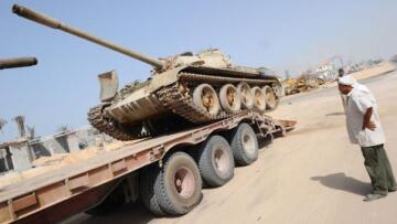 Φήμες για μυστική συμφωνία διαφυγής του Καντάφι