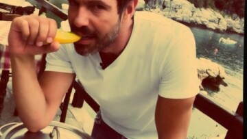 Ο «Νηστικός Πράκτορας» Ιωσήφ Μαρινάκης ξεκίνησε γυρίσματα...