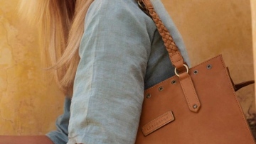 Συνεχίζει να γοητεύει η Kate Moss!