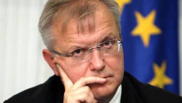 «Φρένο» από Ρεν στα σενάρια χρεοκοπίας 