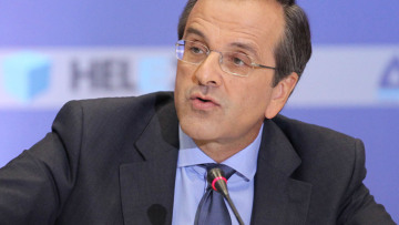 Εκλογές με καθαρή εντολή ζητά ο Σαμαράς