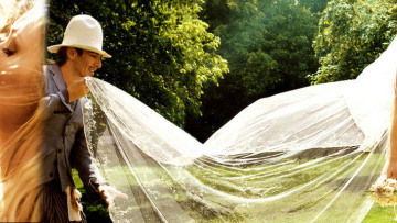 Kate Moss: Μια ροκ νύφη στη «Vogue»