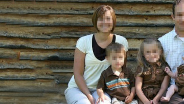 "Πρόστιμο" 2.000 - 3.000 ευρώ για όσους έκαναν τρίτο παιδί!