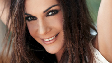 Φοβάται για το μέλλον η Δέσποινα Βανδή