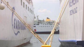 Μέχρι την Τρίτη δεμένα τα πλοία στα λιμάνια 