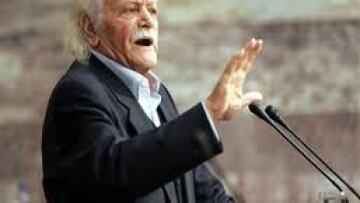 Μ. Γλέζος: "Το επίσημο κράτος αυτοκαταλύθηκε"