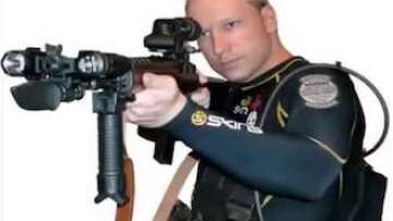 Η κλήση Μπρέιβικ στην αστυνομία την ώρα των φόνων