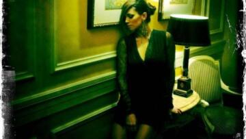 Σέξι για το εξώφυλλο περιοδικού η Έλλη Κοκκίνου 