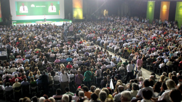 Μέσω... Μαξίμου ο νέος πρόεδρος του ΠΑΣΟΚ