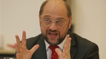 «Θέμα χρόνου» το ευρωομόλογο, λέει ο Σουλτς