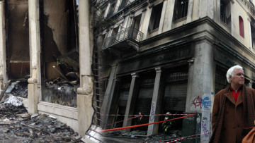 «Χαριστική βολή» στο εμπορικό κέντρο της Αθήνας