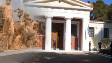 Both Olympia robbers profiled by Police