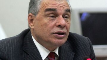 Γ. Γιακουμάτος: «Θα κάνω μηνύσεις αν δεν πείτε το όνομα»