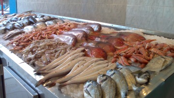 «Ψάρεψαν»… πιτσιρικάδες που διέρρηξαν ιχθυοπωλείο! 