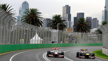 F1: Η παράσταση ξεκίνησε!