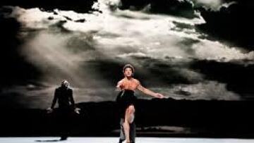 Η oλλανδική ομάδα χορού στο Μέγαρο Μουσικής