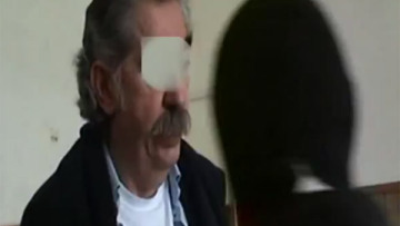 Στην ΓΑΔΑ ο Μάκης Ψωμιάδης - Δείτε βίντεο με την απέλαση 