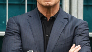 Ο John Travolta... ψάχνει μασέρ!